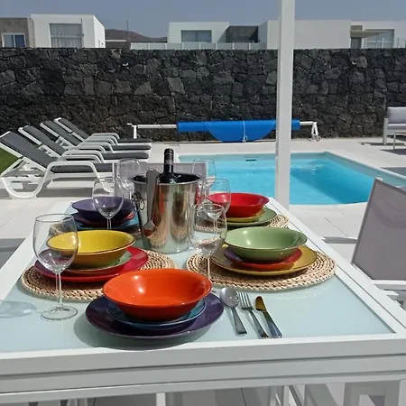 Villa Trafalgar, Magnifica Casa En La Costa Ideal Para Familias Que Buscan Tranquilidad Playa Blanca  Extérieur photo