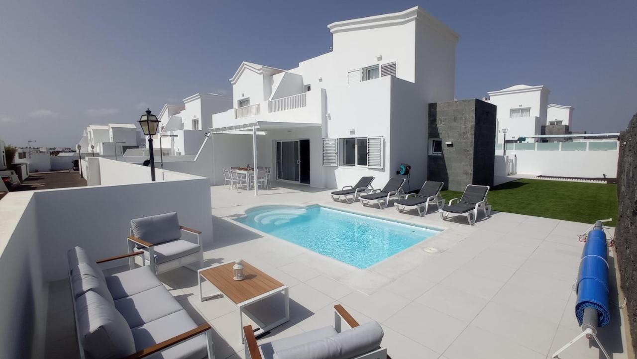 Trafalgar, Magnifica Casa En La Costa Ideal Familias Que Buscan Tranquilidad Villa Playa Blanca (Lanzarote)